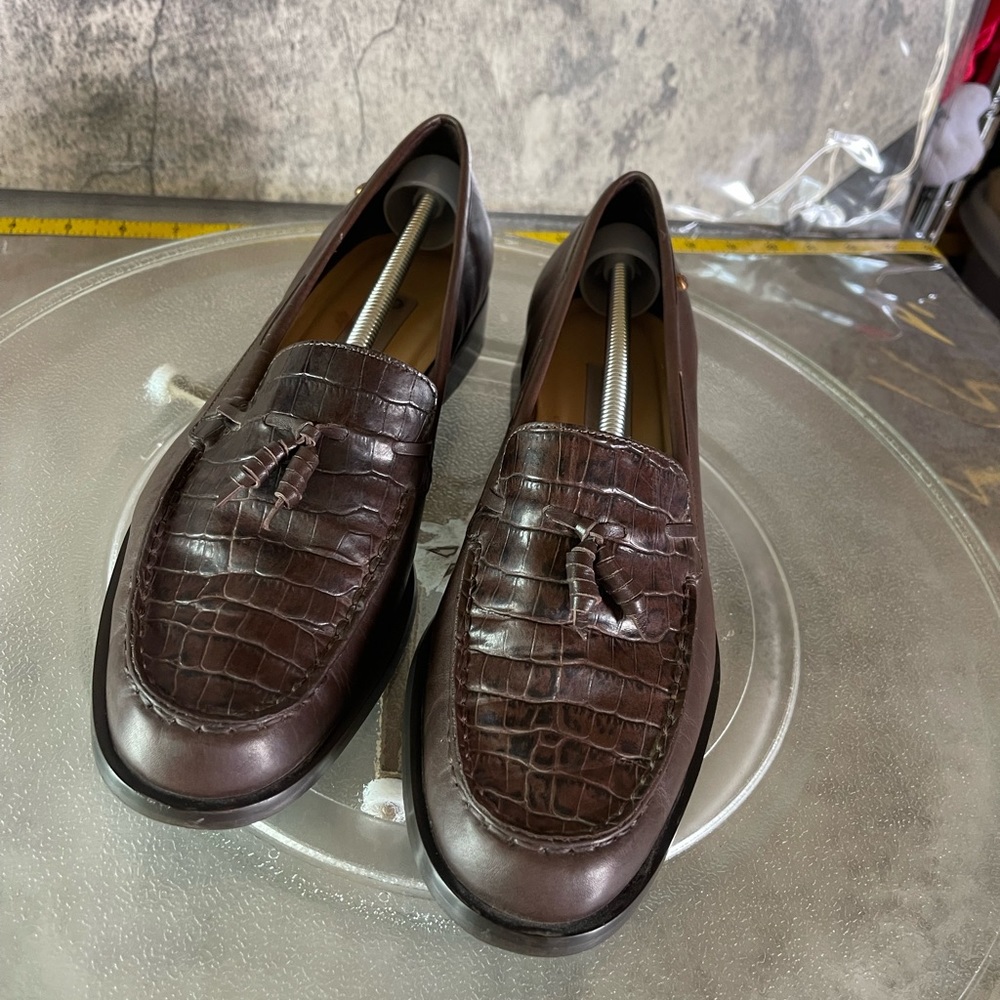 Etienne Aigner Gotham size 9 brown